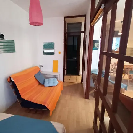 O - Private Entrance, Sunny Terrace *