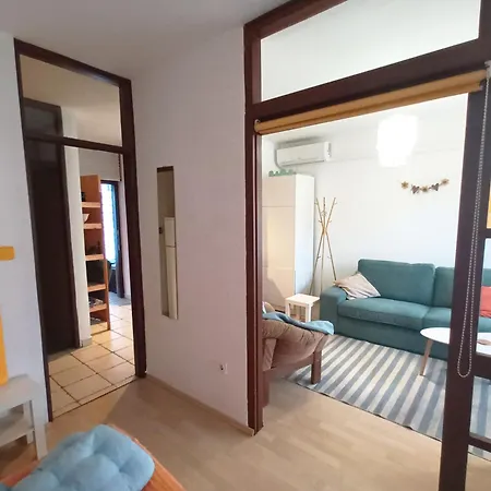 O - Private Entrance, Sunny Terrace *